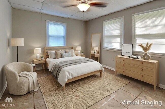 Foto del edificio - 1256 S Willow Ln Ave