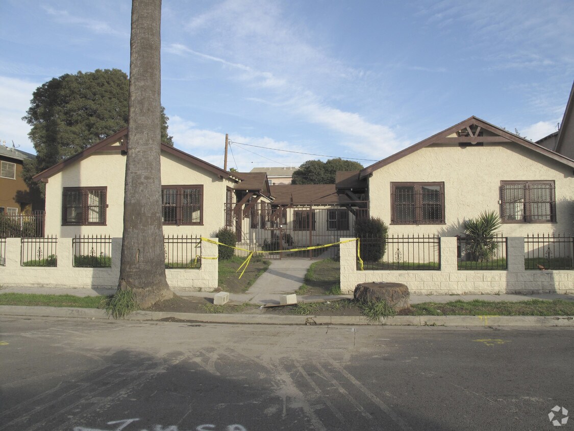Foto principal - 3952 Brighton Ave
