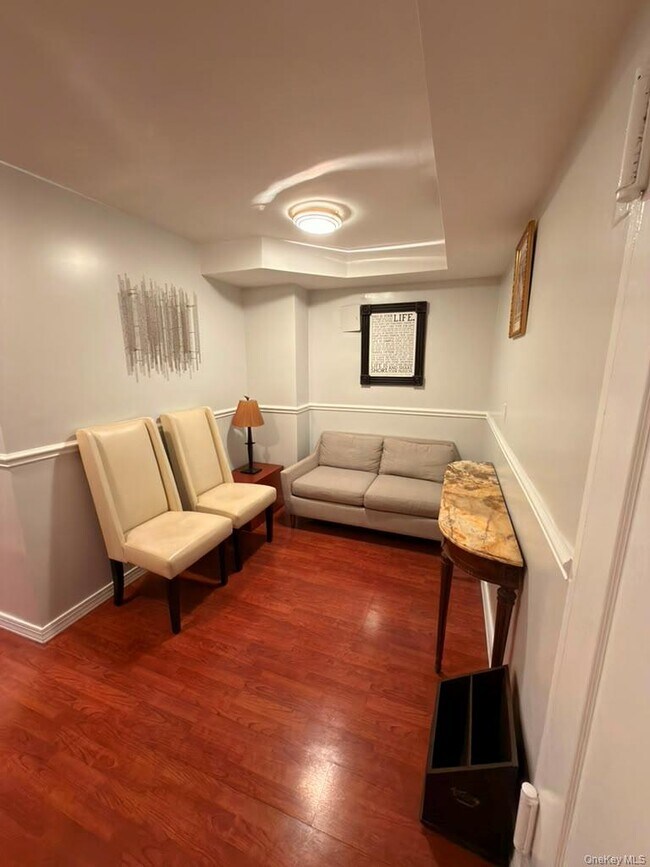 Foto del edificio - 155 W 68th St