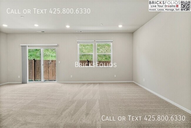 Building Photo - Exceptional Bremerton Home with Close to JBLM!
