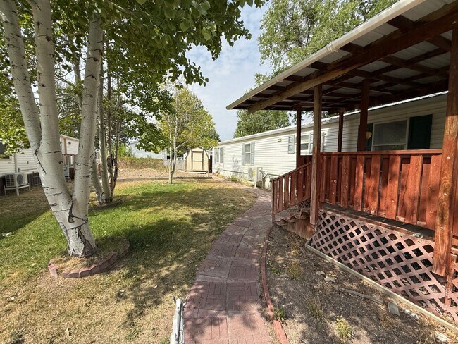 Foto del edificio - 2 Bedroom 1 Bath House With Covered Patio,...