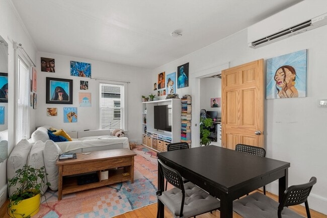 Foto del edificio - 32 Richardson St