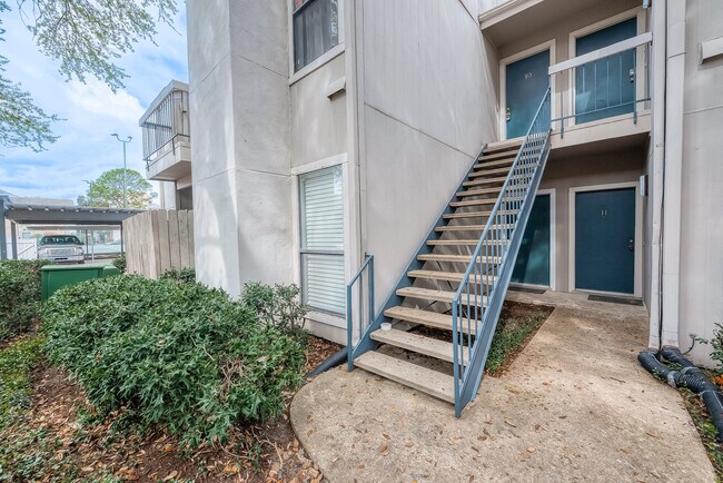 Entry - 7900 N Stadium Dr
