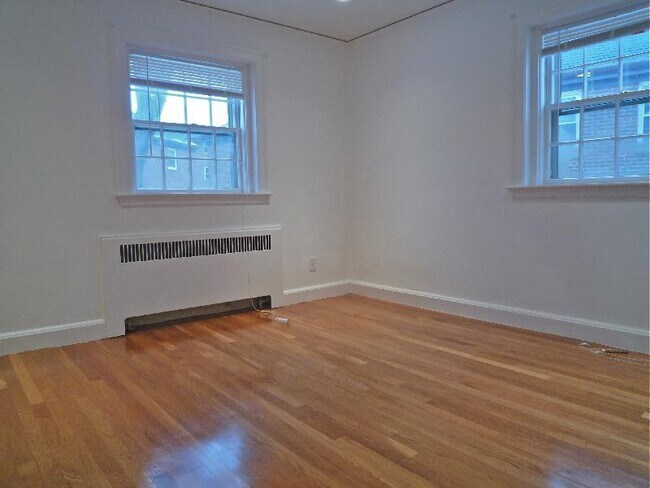 Foto del edificio - 37 Wyman St