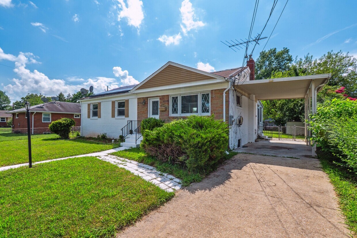 Foto principal - 3009 Viceroy Ave
