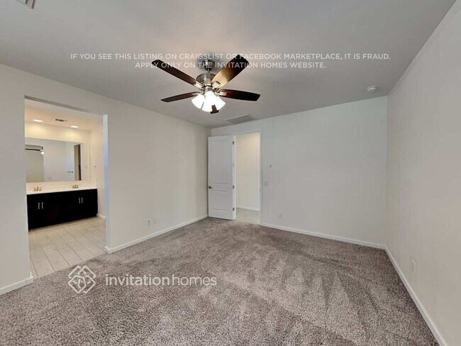 Foto del edificio - 17660 W Fetlock Trl