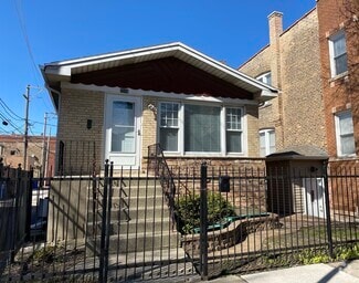 Building Photo - 2346 W Dickens Ave