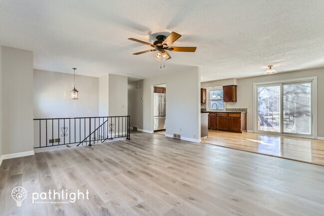 Building Photo - 1149 14th St W