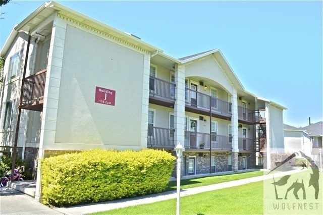 Primary Photo - 1497 S 110 E