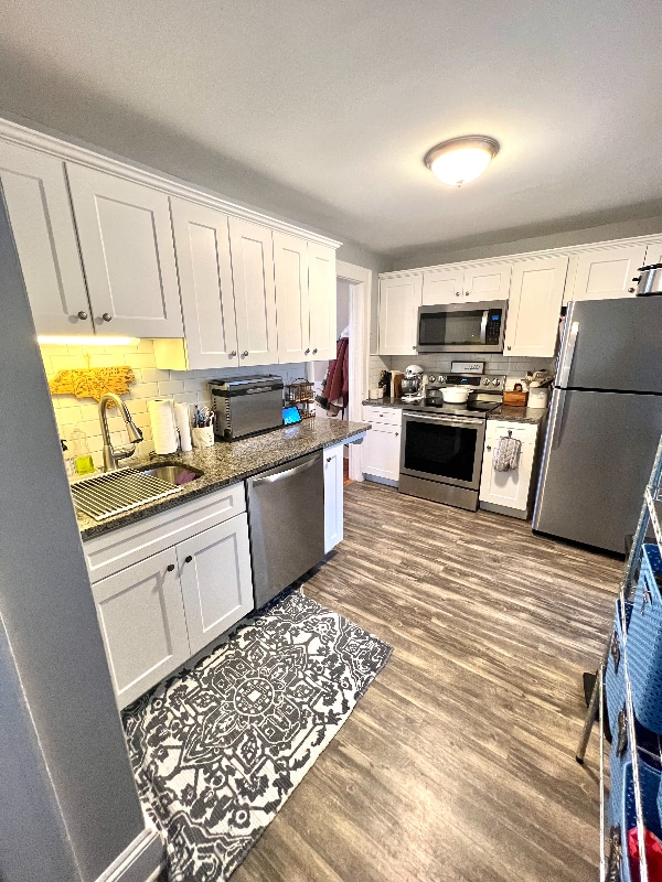 38 Autumn St, Manchester, CT 06040 Room for Rent in Manchester, CT