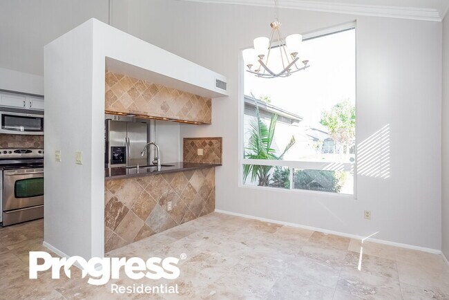 Foto del edificio - 845 E Manor Dr