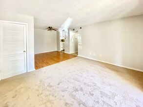 Building Photo - 1208 Bush River Rd