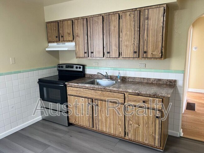 Foto del edificio - 2820 Ashby Rd