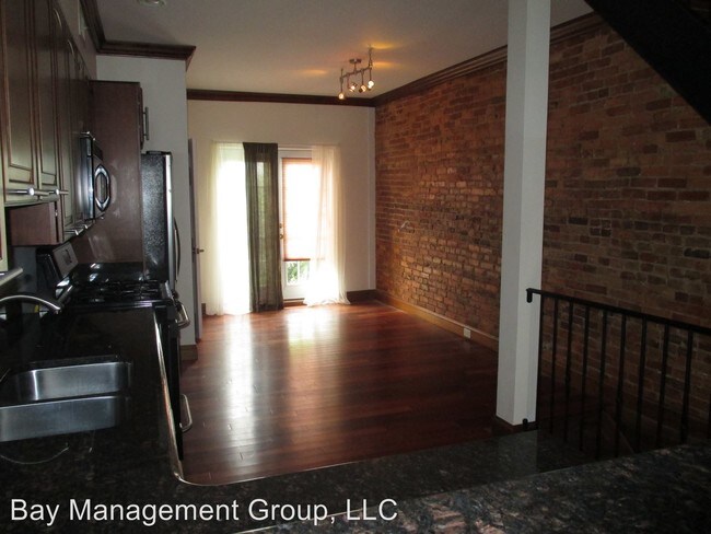 Building Photo - 1318 James St