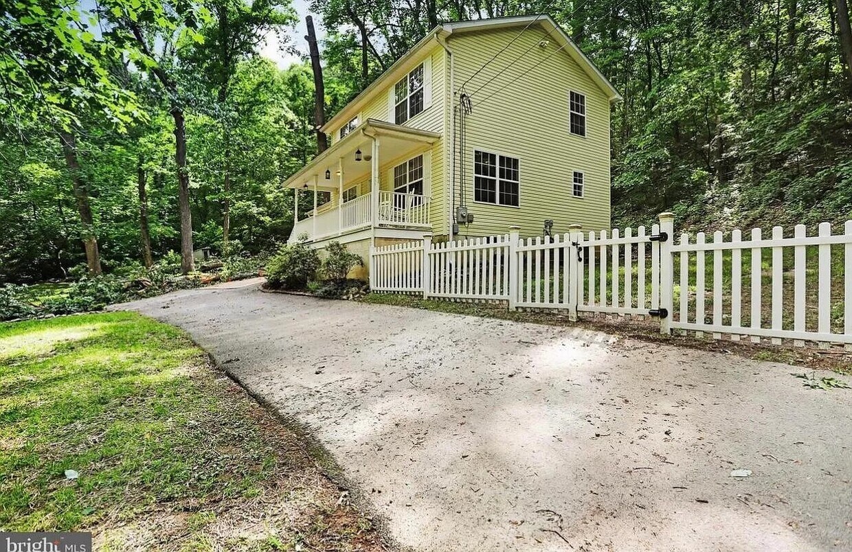 107 Old Mill Rd, Harpers Ferry, WV 25425 House Rental in Harpers