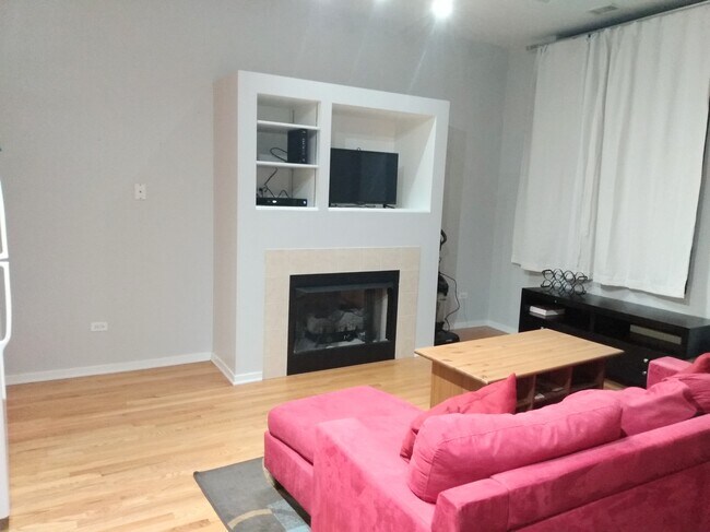 Foto del edificio - 208 W Washington St