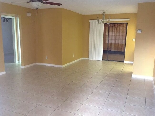 Foto del edificio - 4710 6th St W