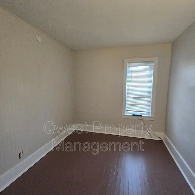 Foto del edificio - 1580 8th St