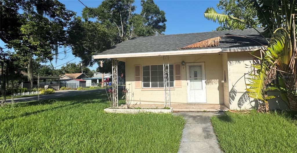 Foto principal - 1204 Bay St