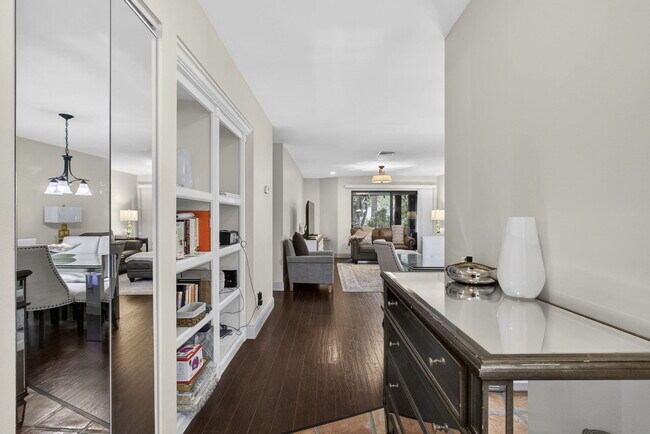 Foto del edificio - 500 Crosswinds Dr