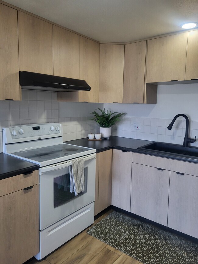 Foto del edificio - 941 Buena Vista Dr