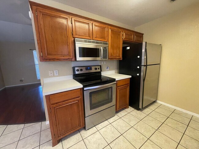 Foto del edificio - 3834 Purdue Ln