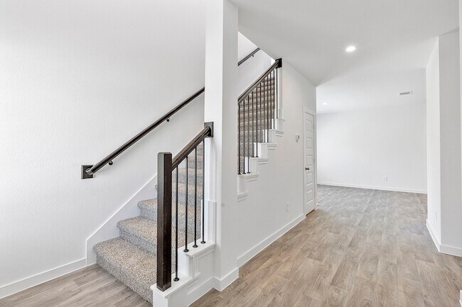Foto del edificio - 31634 Whittis Hl Wy
