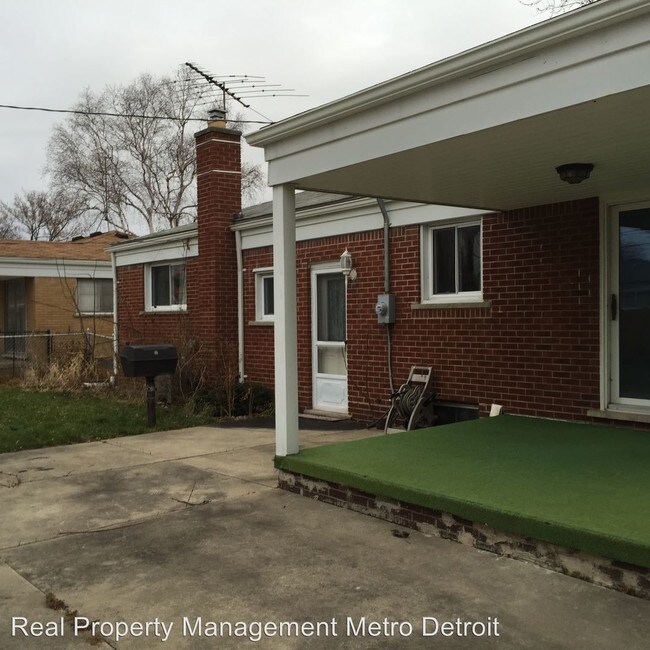 Building Photo - 32253 Judilane St