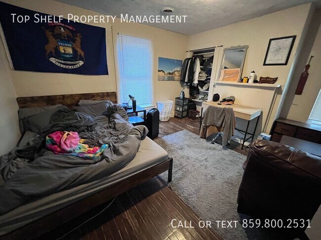 Building Photo - 5 Bedroom Available for 2024-2025 School Y...
