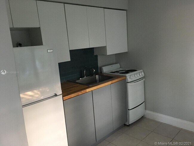 Foto del edificio - 732 Moffett St