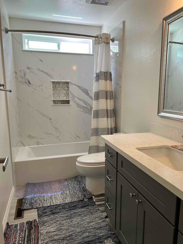 Foto del edificio - 1320 Rosana Way