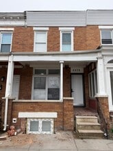 Building Photo - 3325 E Monument St