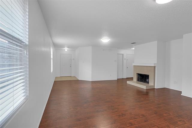 Foto del edificio - 4001 Country Ln