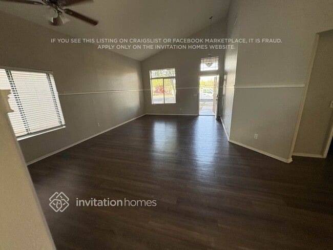 Foto del edificio - 12813 W Mauna Loa Ln