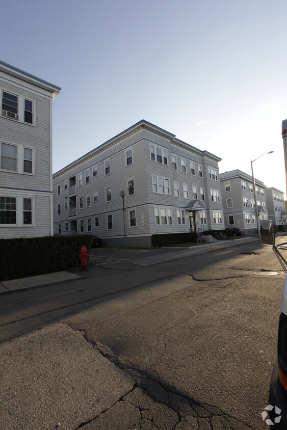 Foto del edificio - 24 Surfside Rd