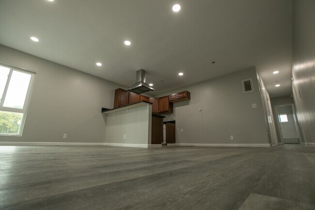Foto del edificio - 12304 Burbank Blvd
