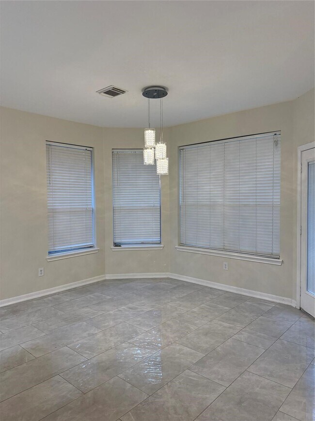 Foto del edificio - 12919 Deer Cove Ln