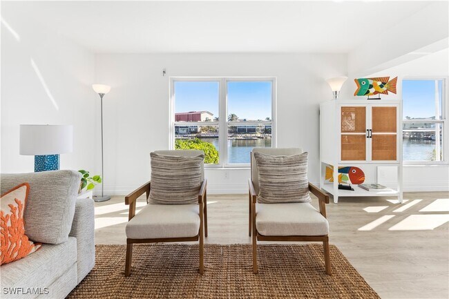 Foto del edificio - 1100 8th Ave S