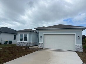 Building Photo - 187 Sesame Rd E