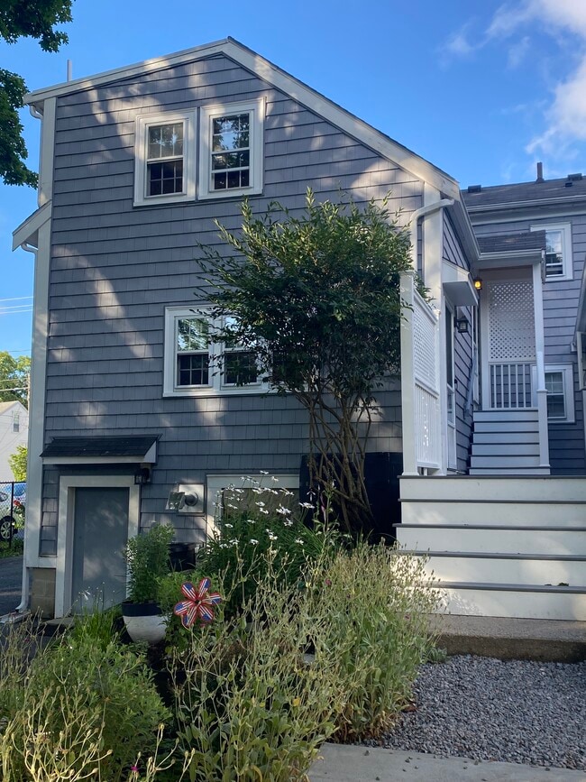 994 Union St Unit 994 Second Floor, Rockland, MA 02370 Apartments in