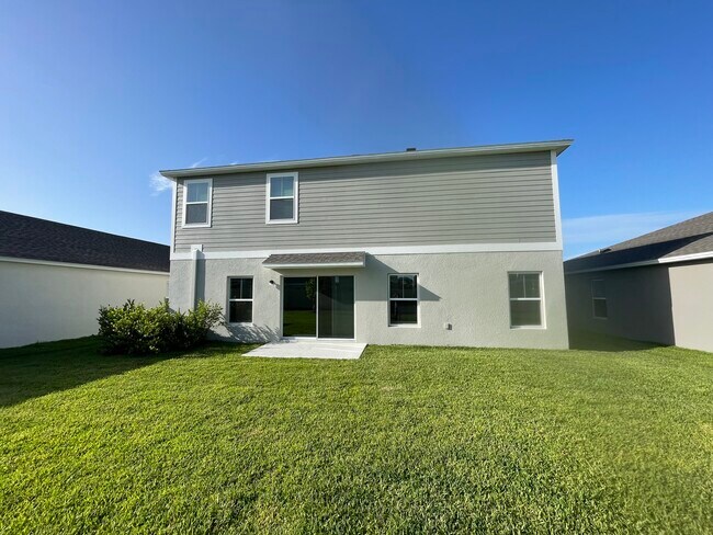 Foto del edificio - 14773 Summer Br Dr