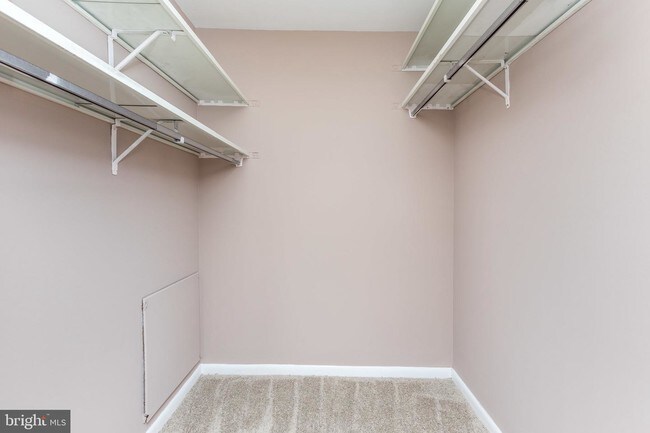 Foto del edificio - 1 Smeton Pl