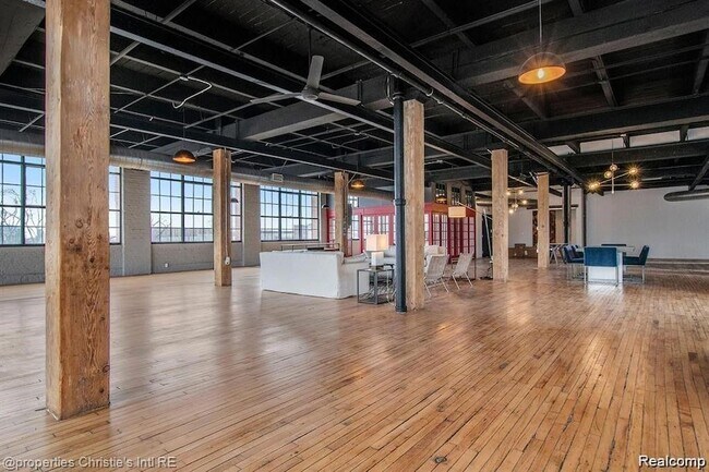 Foto del edificio - 1535 Sixth St