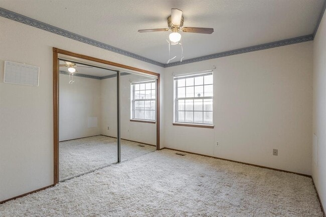 Building Photo - 2804 NW 158th St