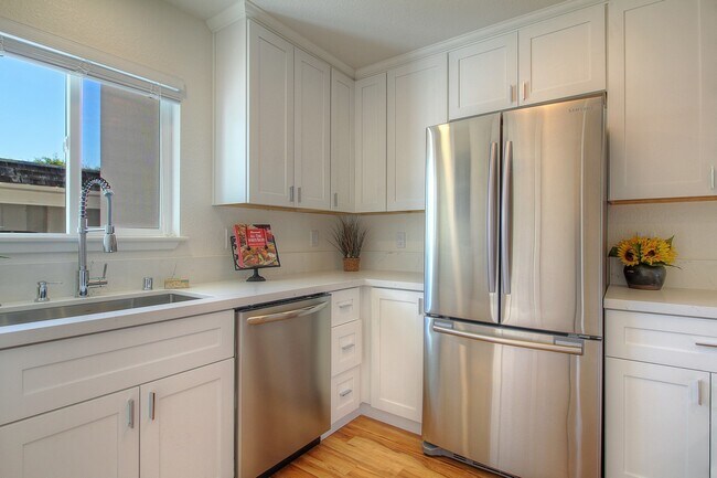 Foto del edificio - 4050 Hoen Ave