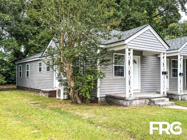 Photo - 804 Bancroft Ave House