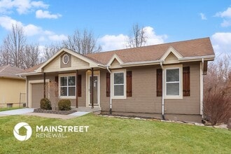 Building Photo - 306 E 17th St