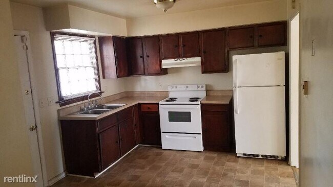Building Photo - 3 br, 1.5 bath House - 3020 Groveland Ave