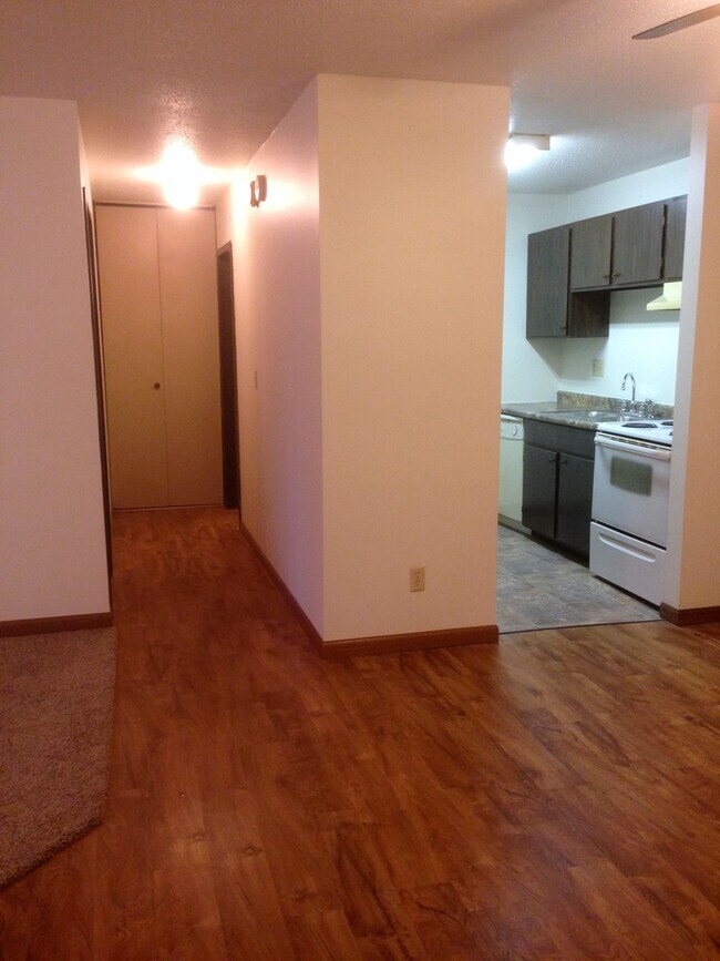 Foto del edificio - 211 W 9th St