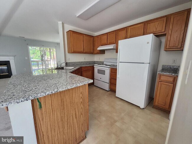 Foto del edificio - 203 Fernwood Pl